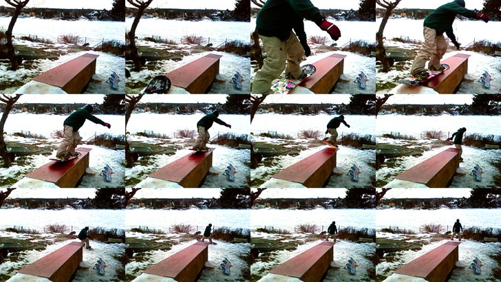 tagen med mobilen vid ett litet lunchsession i tr�. Foto: alex. Åkare: jag.