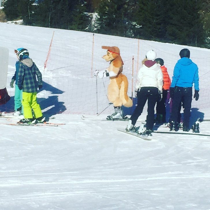 kjempe flott vær . velkommen til oss.
Hei.
I dag.