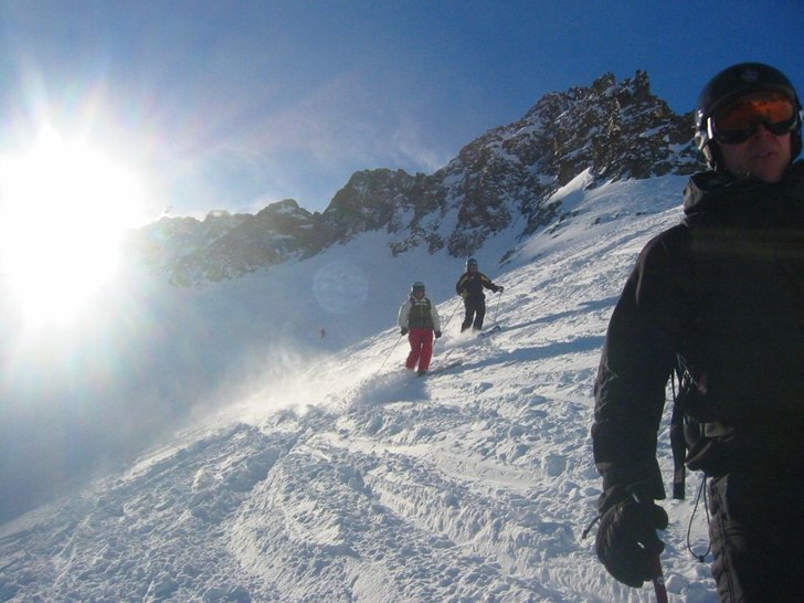 Traversering mot P2.. Foto: Martin Bengtsson. Åkare: Per Huss, Anders Elofsson, Anders Jonson.