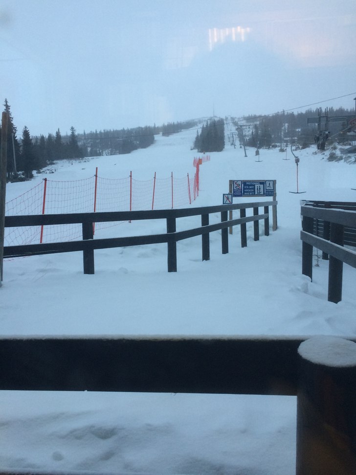 Snøen laver ned!
Det snør, det snør!! Foreløpi.