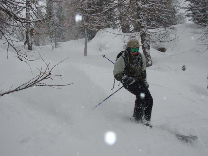 Schyst puderåkning!. Foto: Mats Erlingfors. Åkare: Daniel Erlingfors.