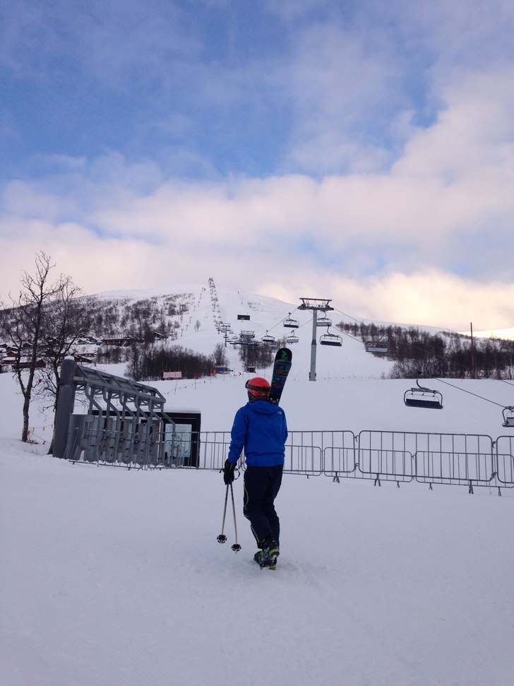 Fredag 2 desember
Frå og med i dag er skianlegget.