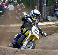 det här är när jag tävlar på söderhamn banan. Foto: Marie Lithén. Åkare: Anton Lithén.