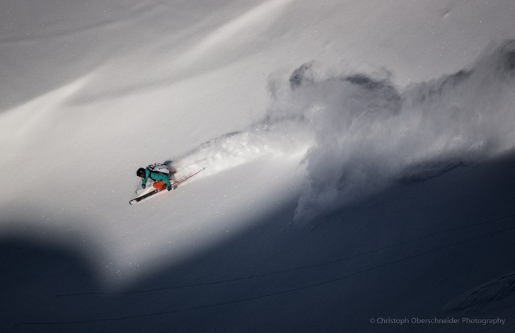 see more of my work here:
http://www.facebook.com. Foto: Christoph Oberschneider. Åkare: M.A..