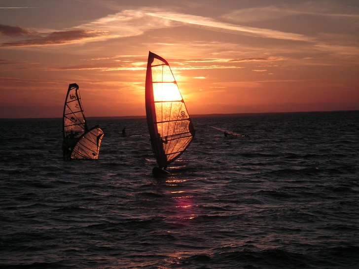 Tar ut det sista ur en fin dag.. Foto: Börje Eriksson. Åkare: Tim Eriksson.
