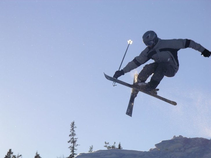 jag på ett hopp som gör ett fint trick.... Foto: mi kompis Lachen. Åkare: jag.