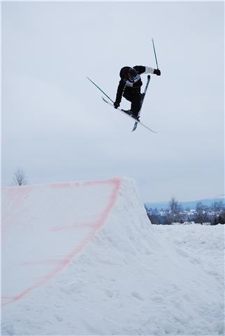 Domarna på slopestyletävlingen i edsbyn ville ha. Foto: Fjunesh. Åkare: Olov Engström.