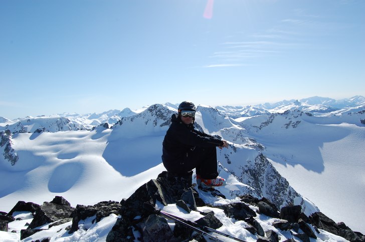 Fin vy, Lägg även märket till "the black t. Foto: Jon Weihard. Åkare: Oskar Stenseke.