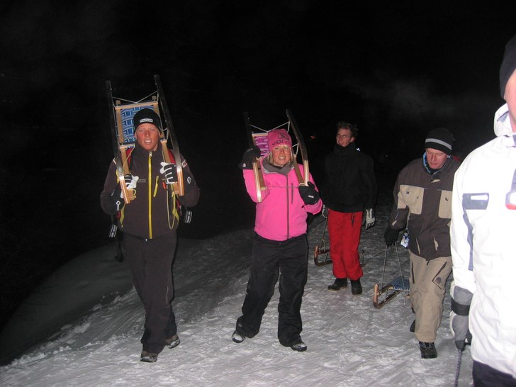 RODEL RACE!!! Faligare än skidor? efter 70 km/h e. Foto: Carl Henrik Somp. Åkare: Markus Kroon & Jenny Johansson.