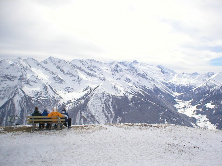 Grym utsikt.... Foto: Viktor Karlsson. Åkare: Oskar Porlefors (gult).