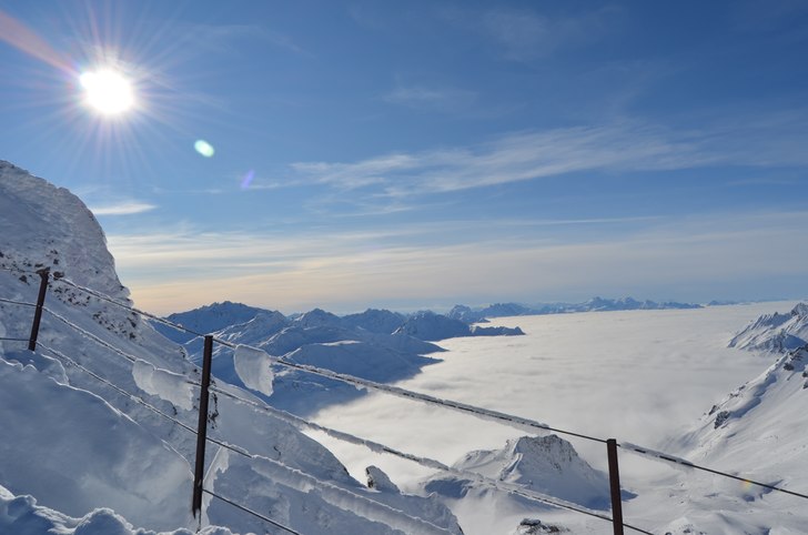Högst upp i St. Anton med strålande sol.. Foto: Felicia Vestin.