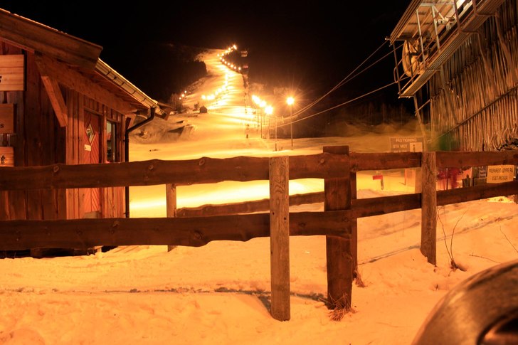 Kveldskjøyring
Nysnø og årets første kveldskj�.