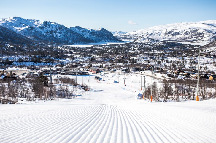 Lang Fredag og blå himmel!
Hei alle - ja takk! 10.
