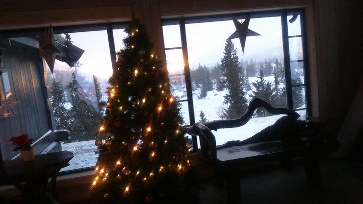 Velkommen til ny dag i Fjellparken
Endelig snør d.