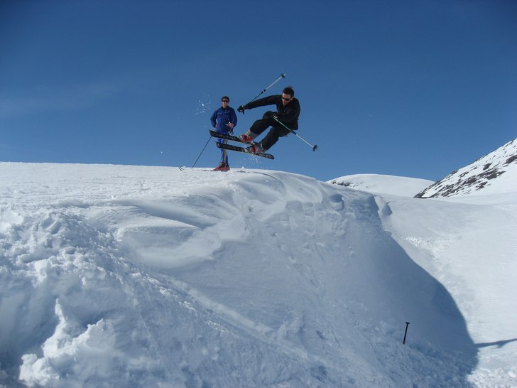 Foto: Oskar Sund. Åkare: Fredrik Johansson.