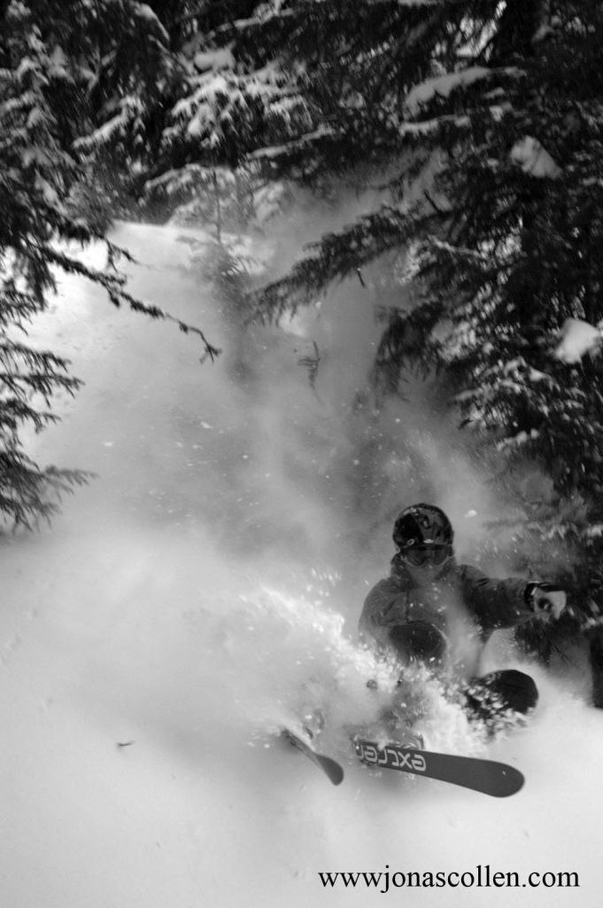 Soft bild..Efter 20 cm snöfall.... Foto: Jonas Collén. Åkare: Kristoffer Frenkler.