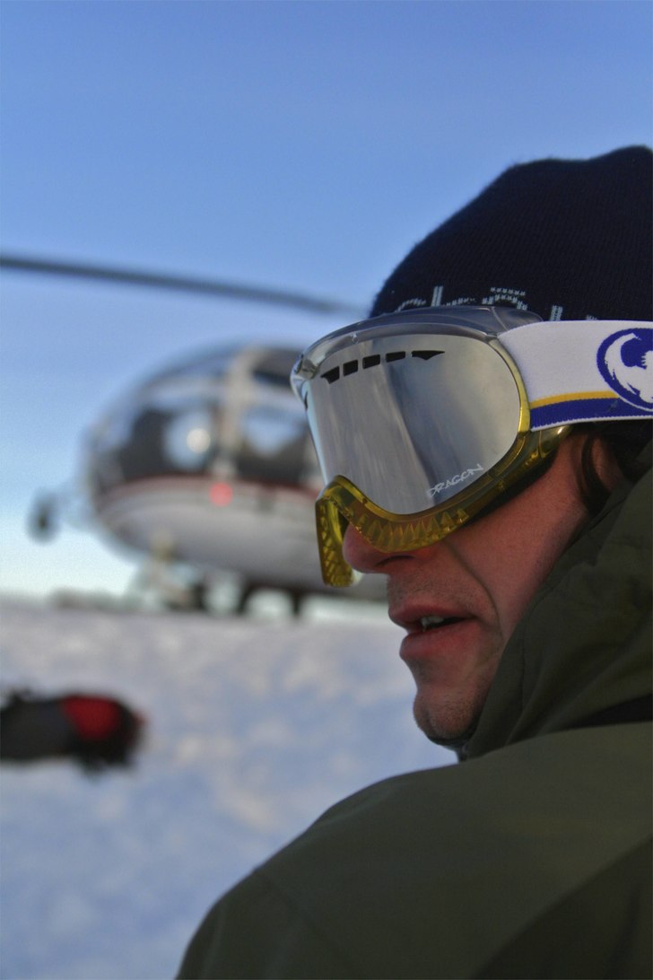 Massa avaktar att hellin skall lyfta efter drop-of. Foto: Mikael Friman. Åkare: Massa a.k.a Jonkas.