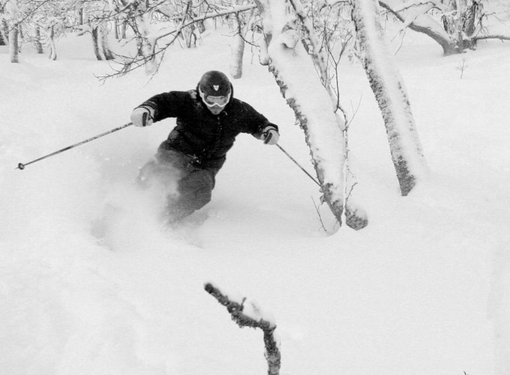 Pinne i vägen, se nästa bild. Foto: Petteri Koste. Åkare: Henrik Mideroos.