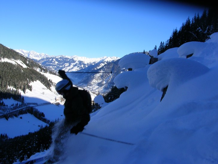 Skönt med nysnö!. Foto: Ola Melin. Åkare: Johan Hallberg.