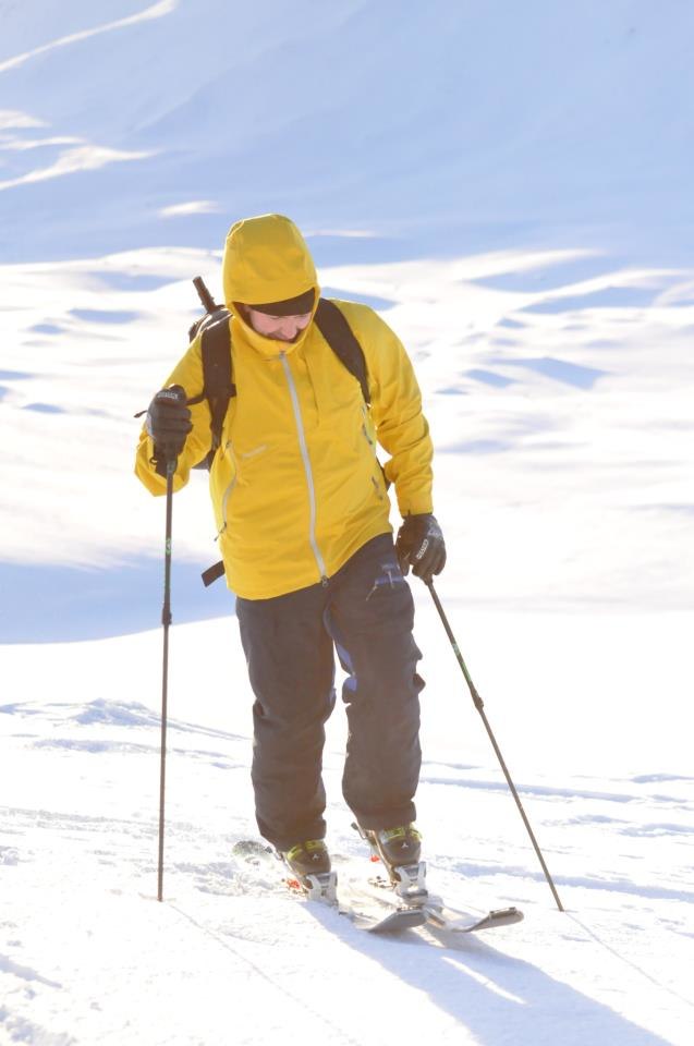 Topptur i borgafjäll vintern 2012/13. Foto: Peter Berggren. Åkare: Markus Bro.