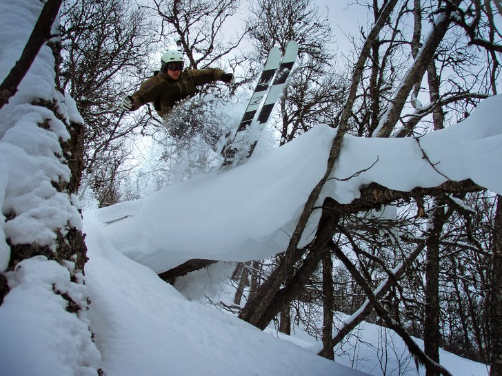 körde upp på natten från grått stockholm. tror. Foto: david kvart. Åkare: jakob wallin.