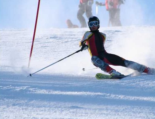 oj oj lite sen kanske?. Foto: Natalie Wikström. Åkare: Linus Jabeskog.