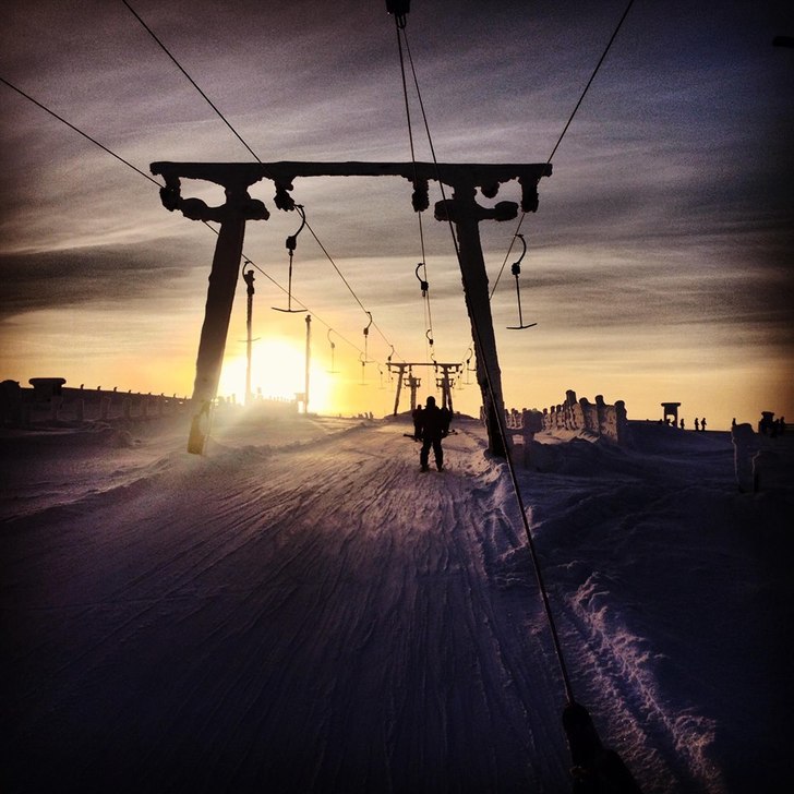 En kväll i på kontoret.