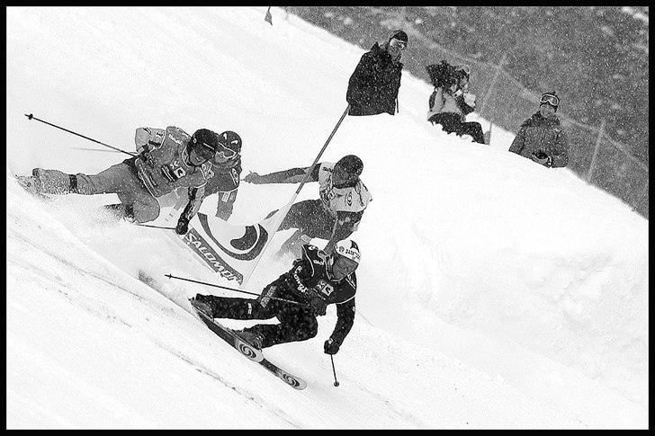 Lars Lewén leder Salomon Crossmax i Åre och vinn. Foto: Ola Rockberg. Åkare: Lars Lewén mfl..