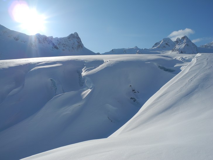 Koppangsbreen i Lyngen. En vanlig topp en bit leng. Foto: Patrik Jonsson.