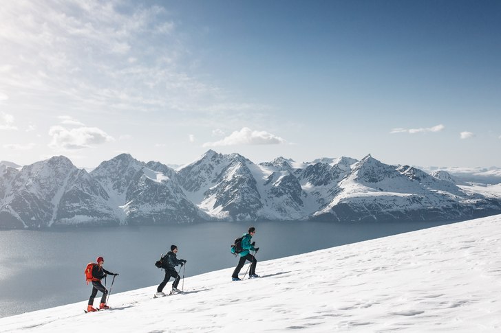 Turar med magisk utsikt över Lyngens dramatiska �.