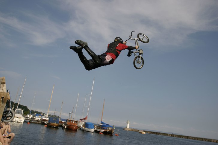 Superman, på en 16-tummare, från den fyra meter . Foto: Ulrik Brandt. Åkare: Andreas Jacobsson.