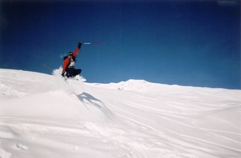 Ett ögonblick av frihet!. Foto: Gustav Jarneving. Åkare: Anders Jonsson.