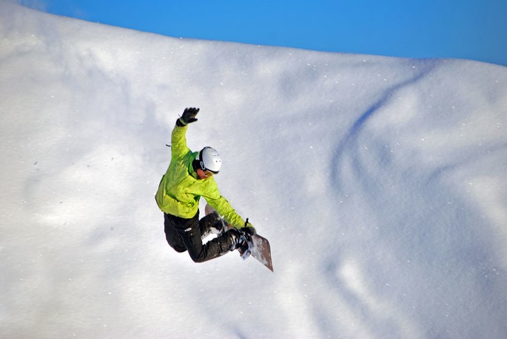 Jepp, landningen satt också :0). Foto: Stefan Lindgren. Åkare: Daniel Zackrisson.