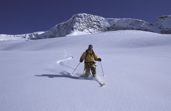 Nuuk Backcountry. Helt helt alene.. Foto: Christian Helweg. Åkare: Lars Thorslund.