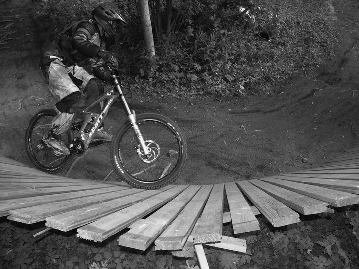 Foto: Albert Berggren (jag). Åkare: ??.