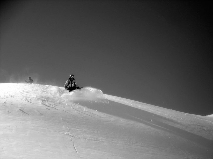 Kan man åka sidor på månen?. Foto: My Ernevi. Åkare: Emil Kroll.