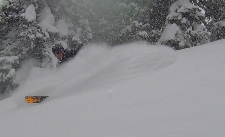 Anaconda Glades i Fernie B.C.. Foto: Jens Sundqvist. Åkare: Filip Gepertz.