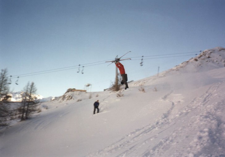 1st ever BACKFLIP!

A little too much speed gave. Foto: Unknown. Åkare: Magnus ERIKSSON.