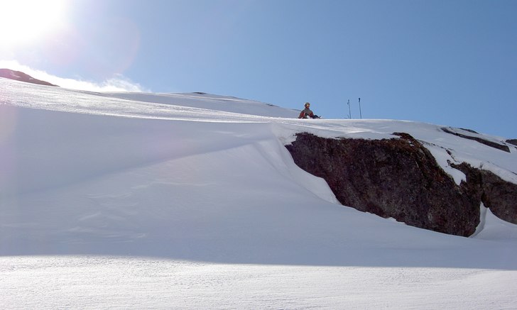 En härlig dag med ett litet lager nysnö å strå. Foto: Johan kotten ekman. Åkare: William Flodström.