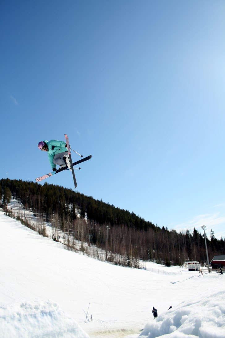 En skön dag på Storklinten spring session. Foto: Linus. Åkare: Elias Henderson.