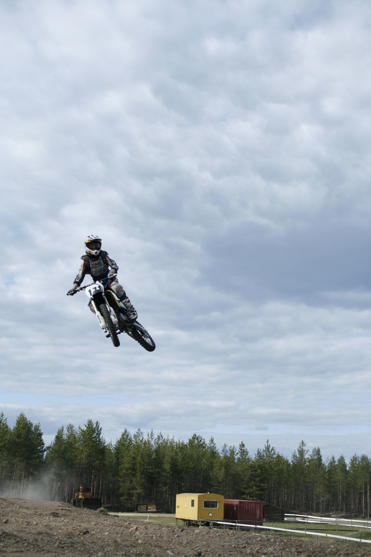 whippar lite. Foto: hans håkansson. Åkare: jesper höglund.