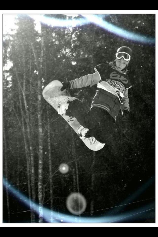 Witch Mountain Slopestyle 2012.. Foto: Alexander Eklund. Åkare: Jeppe MINI Landmark.