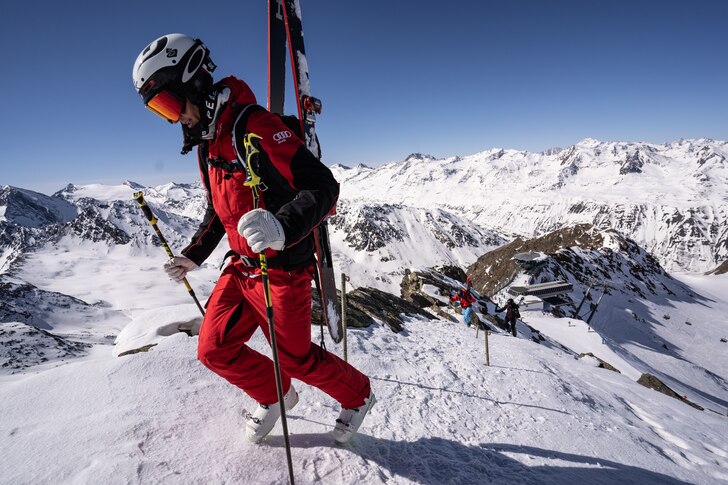 Toppen av Wurmkogel 3082 meter, i bakgrunden syns . Foto: Johan Åkesson/Freeride.se .