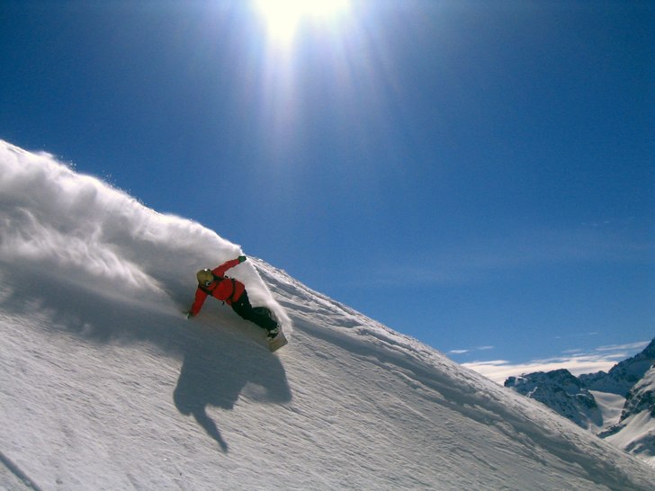 Gabbe Surfar!. Foto: Martin Bengtsson. Åkare: Kristian Axelsson.