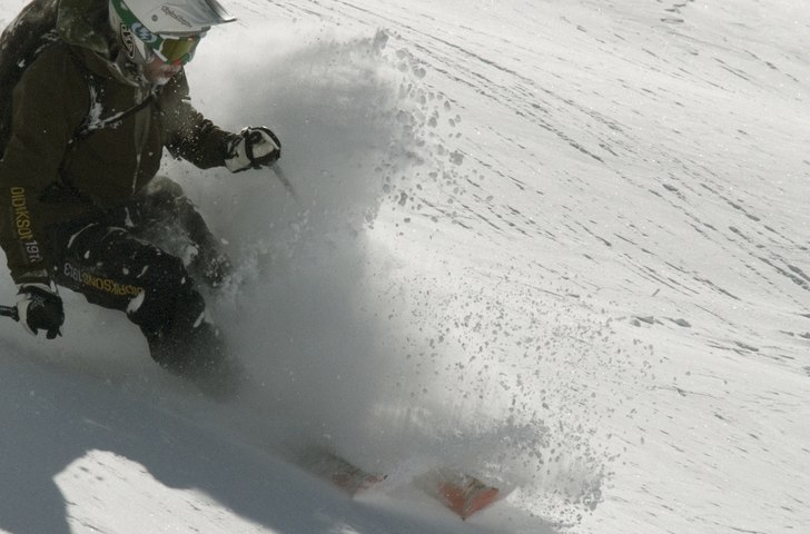 Foto: Viktor Roos. Åkare: Ludvig Roos.