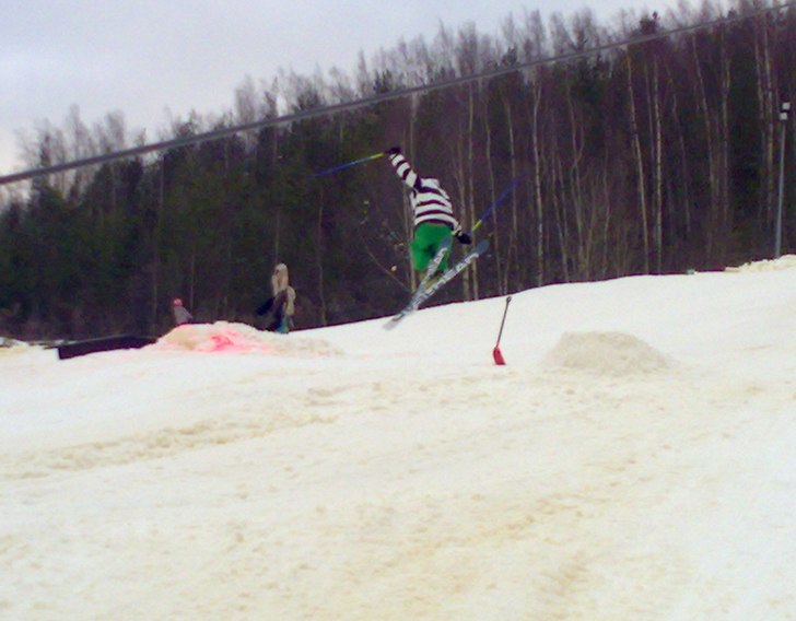 ängnade 1,5 timmar på att bygga hoppet och finna. Foto: RG. Åkare: huuva.