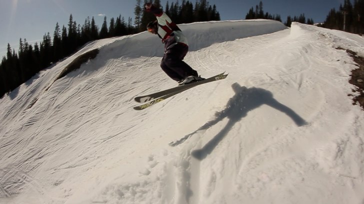 En skön, solig dag i Åre tog jag några svängar. Foto: Adam Forsberg. Åkare: Jesper "Jeppenator" Norén.