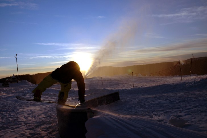 bs tailslide, c-box, sweet. Foto: Daniel Rönnbäck. Åkare: Adde.