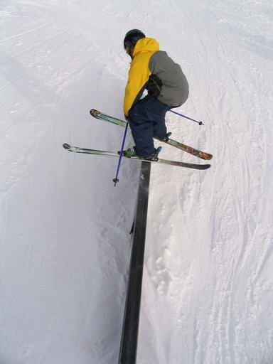 Ville ha en lite annorlunda vinkel så jag stod p�. Foto: Johan Söderlund. Åkare: Daniel Söderlund.