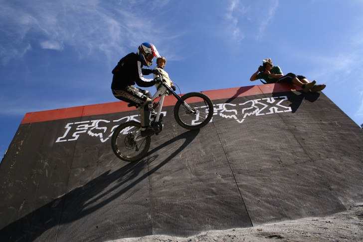 wallride i åre. Foto: patrik durfors. Åkare: Pierre Holm.